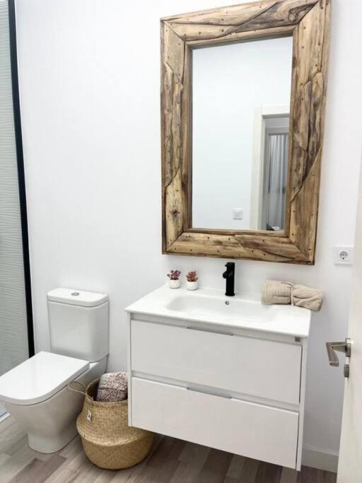 Pb Apartamento En Pleno Centro De Alcoy Εξωτερικό φωτογραφία