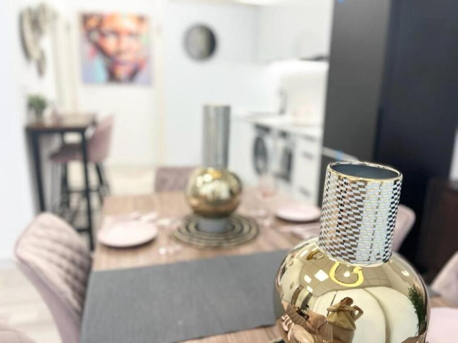 Pb Apartamento En Pleno Centro De Alcoy Εξωτερικό φωτογραφία