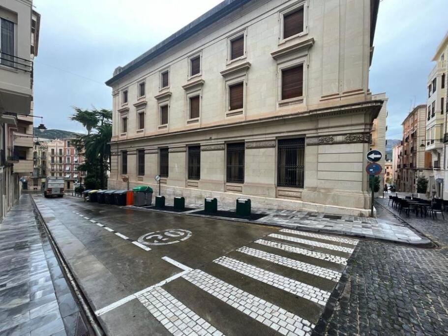 Pb Apartamento En Pleno Centro De Alcoy Εξωτερικό φωτογραφία